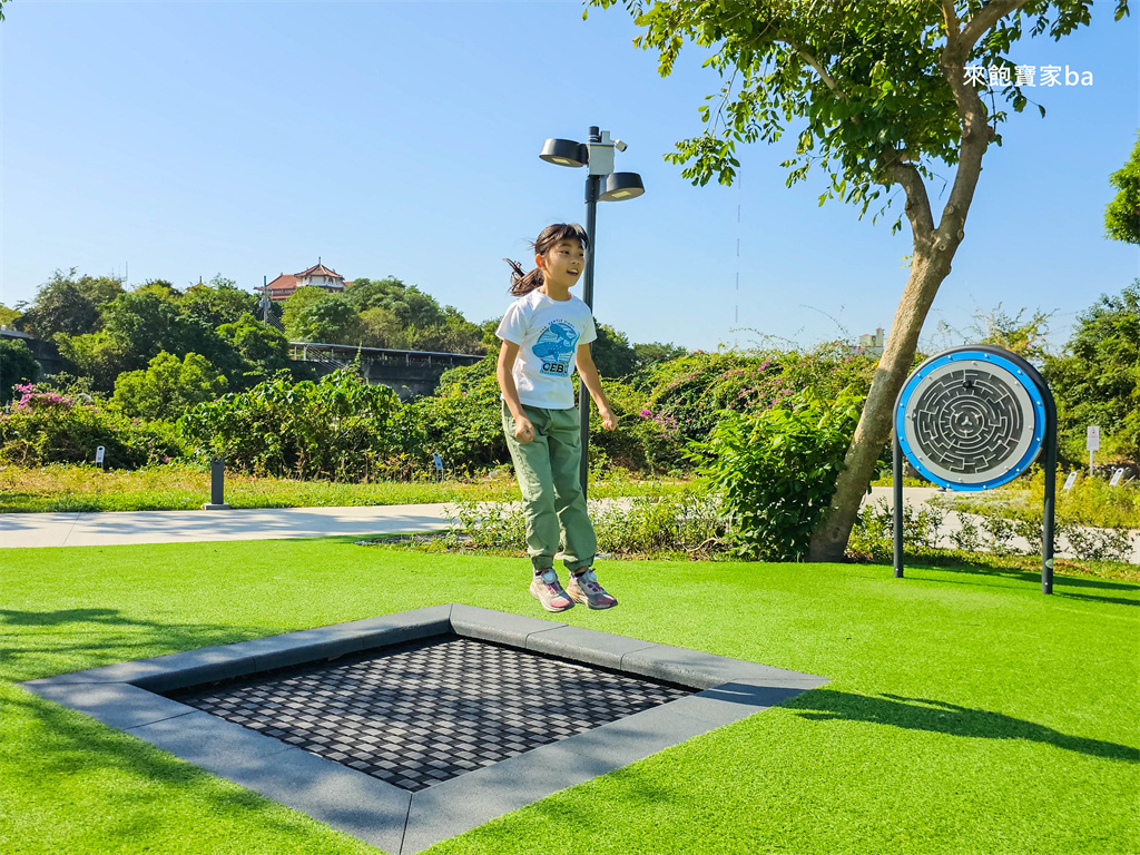 彰化景點【八卦山大佛風景區】不只有大佛跟空中步道，規劃八卦龍、27公尺長滑梯的親子互動遊戲區！ @來飽寶家ba