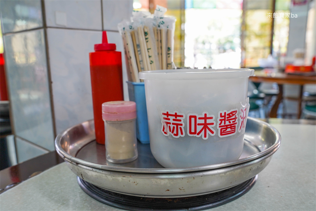 台南麻豆【阿蘭碗粿】生意超好的麻豆碗粿蘭，附停車場超方便（菜單、評價） @來飽寶家ba