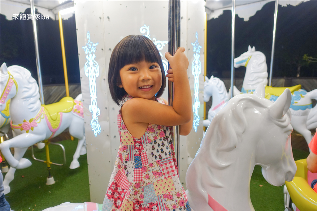 嘉義親子飯店【新悦花園酒店】最新親子房型~旋轉馬車、足球場、極速寶貝賽車場等上千坪戶外空間 @來飽寶家ba