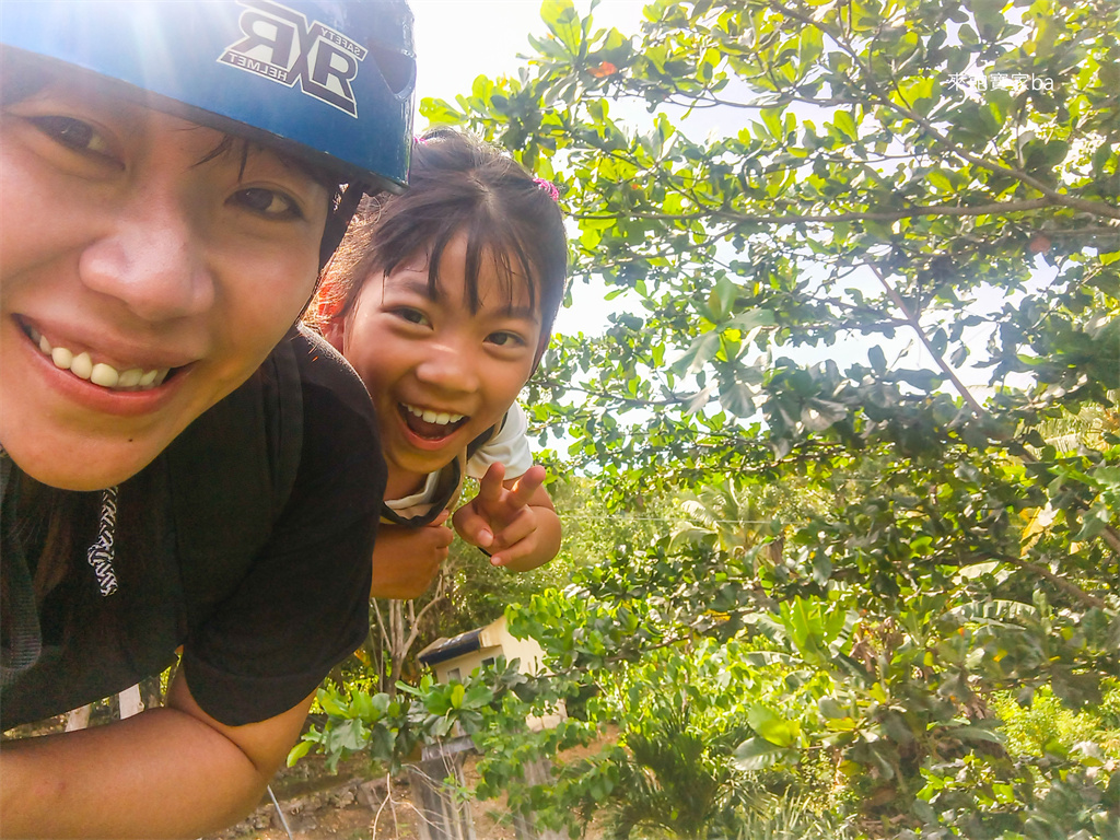 薄荷島景點【Loboc Ecotourism Adventure Park】洛柏克生態冒險公園~必玩高空溜索Zipline，空中飛人飛躍河谷 @來飽寶家ba