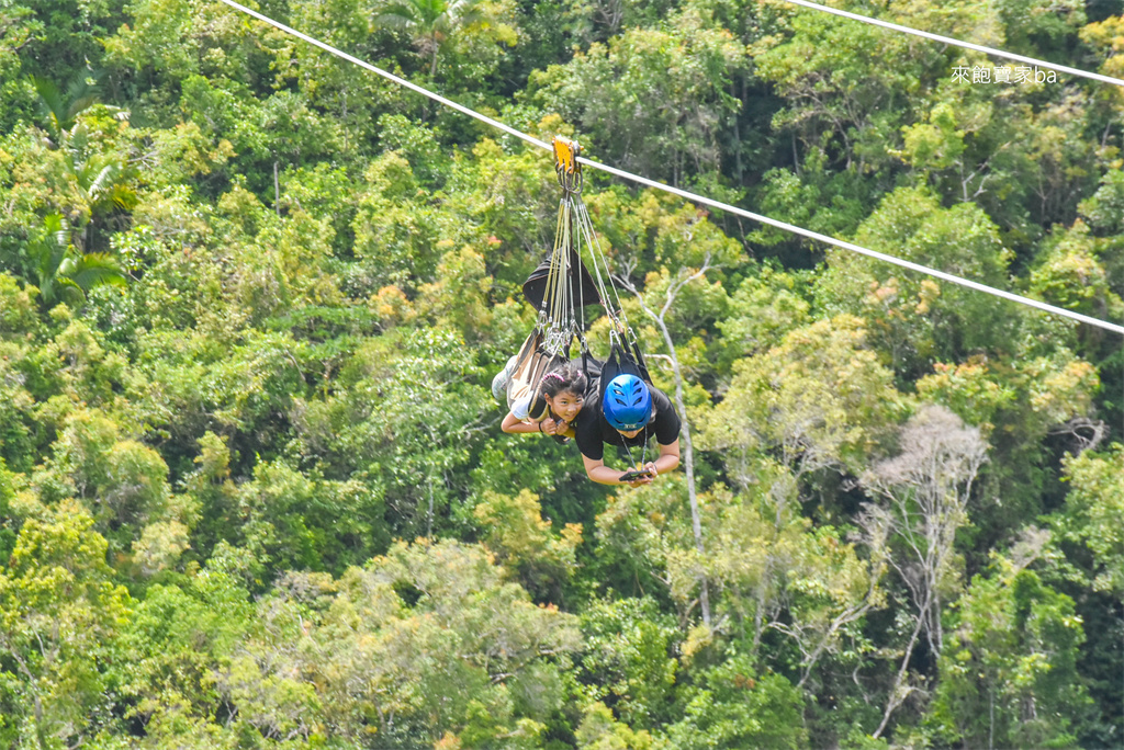 薄荷島景點【Loboc Ecotourism Adventure Park】洛柏克生態冒險公園~必玩高空溜索Zipline，空中飛人飛躍河谷 @來飽寶家ba