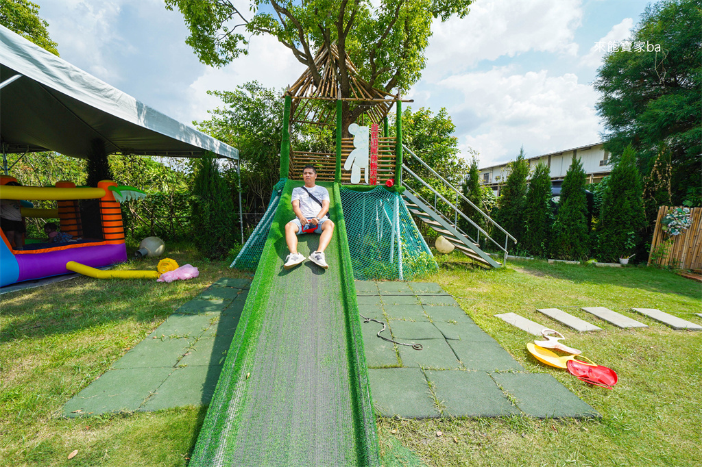 彰化親子餐廳【有樂莊園】田尾景觀餐廳，低消一杯飲料免費搭小火車、滑草 @來飽寶家ba