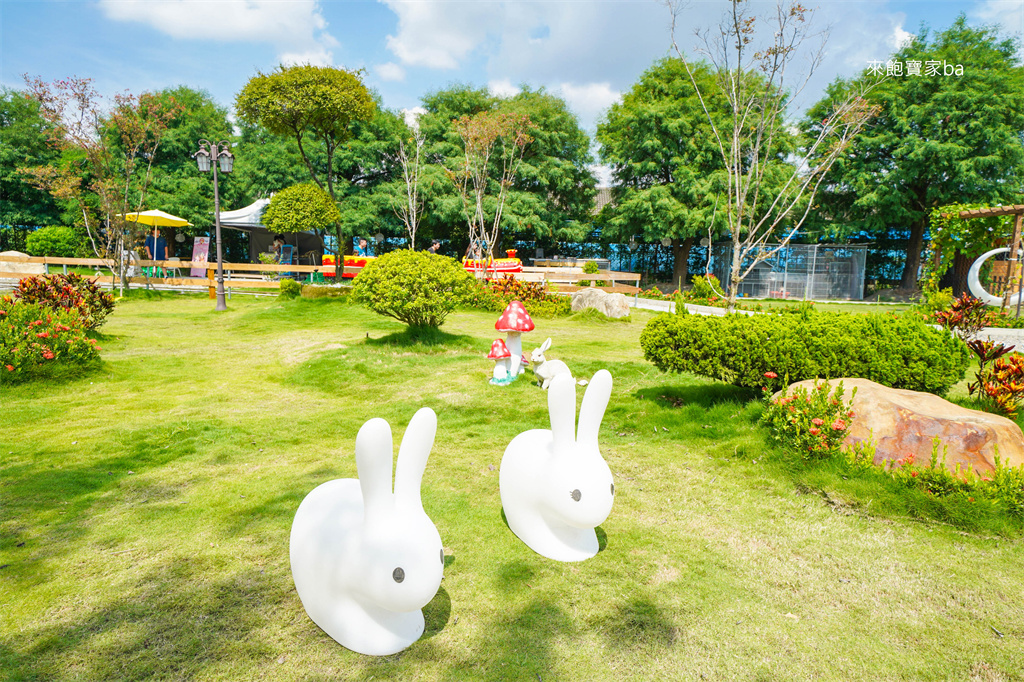 彰化親子餐廳【有樂莊園】田尾景觀餐廳，低消一杯飲料免費搭小火車、滑草 @來飽寶家ba