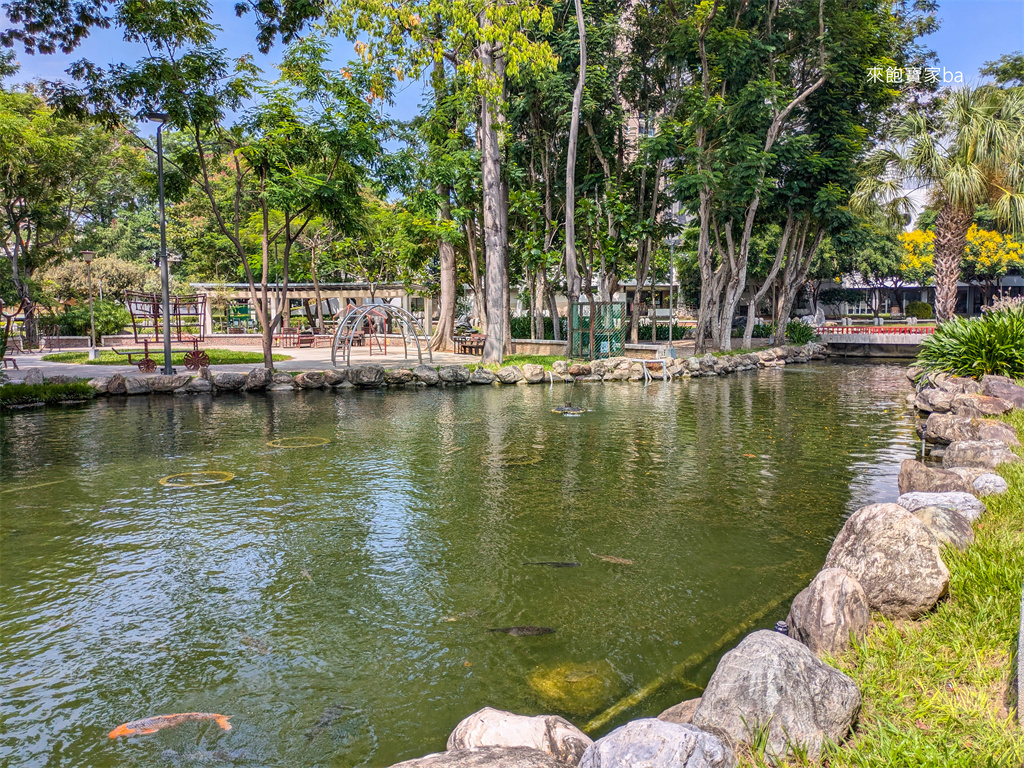 台中親子景點【北屯兒童公園】林間探索遊戲區，攀爬隧道、穿梭波浪棧橋 @來飽寶家ba