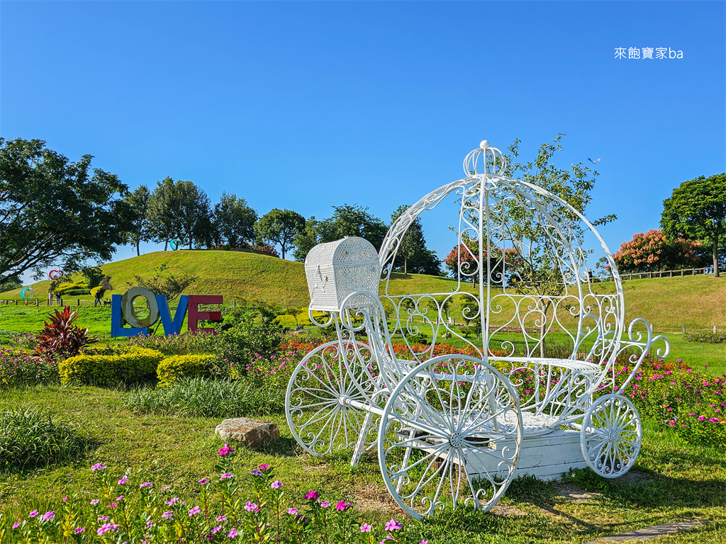 台中后里【后里環保公園】週週免費風箏節~各式特色巨型風箏飛上天！ @來飽寶家ba