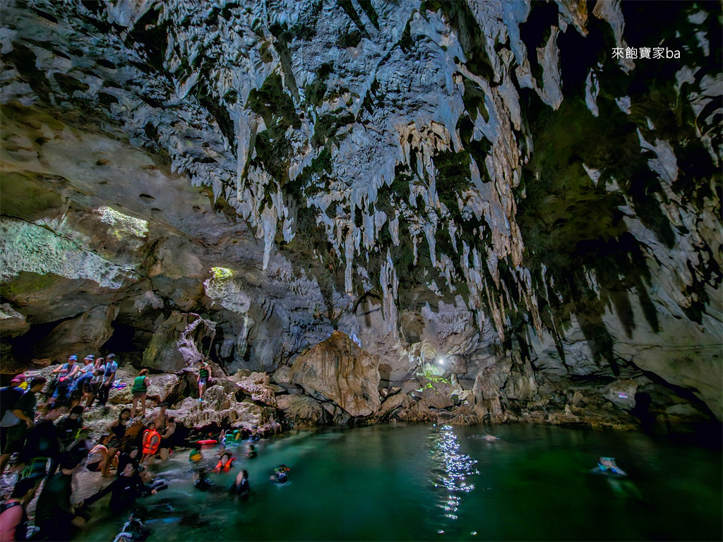 薄荷島景點【Hinagdanan Cave】神秘地下洞，鐘乳石地下湖游泳 @來飽寶家ba