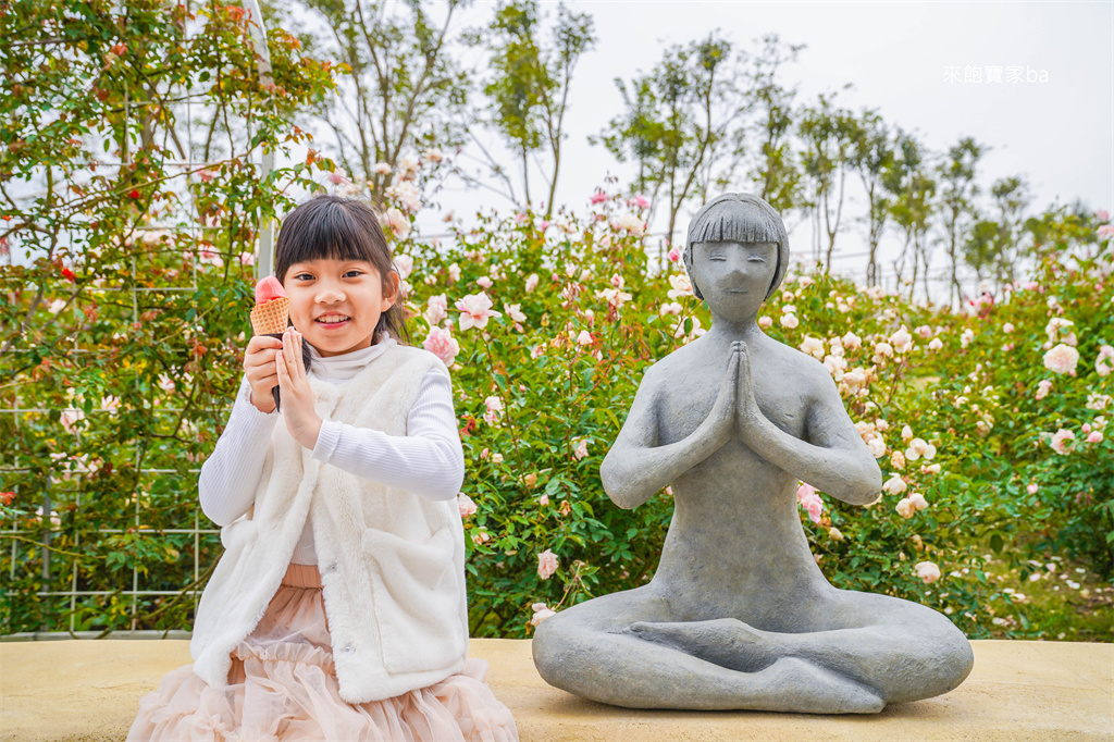 台南後壁【雅聞湖濱療癒森林】千坪玫瑰花園、泥作小屋，免費版小人國！ @來飽寶家ba