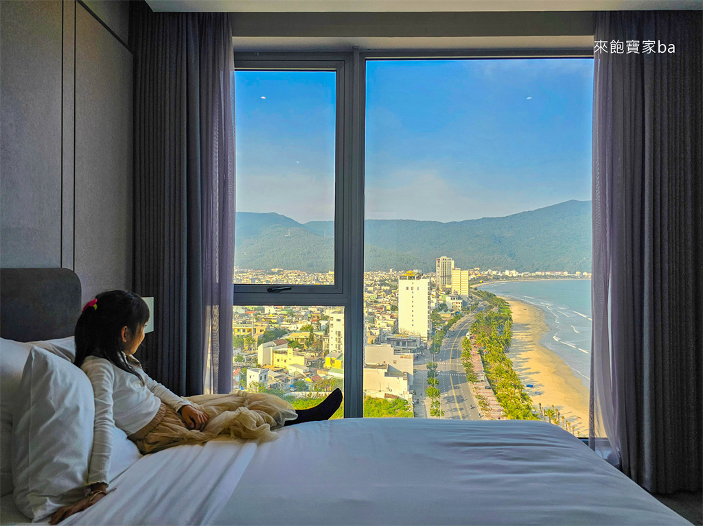 【峴港住宿推薦】Le Sands Oceanfront Danang Hotel｜峴港沙灘海濱飯店對面就是美溪海灘、頂樓附設絕美無邊際泳池 @來飽寶家ba