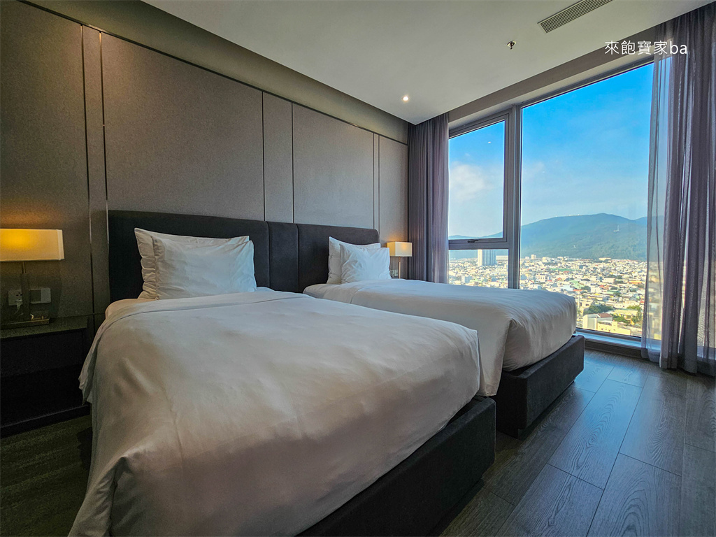 【峴港住宿推薦】Le Sands Oceanfront Danang Hotel｜峴港沙灘海濱飯店對面就是美溪海灘、頂樓附設絕美無邊際泳池 @來飽寶家ba