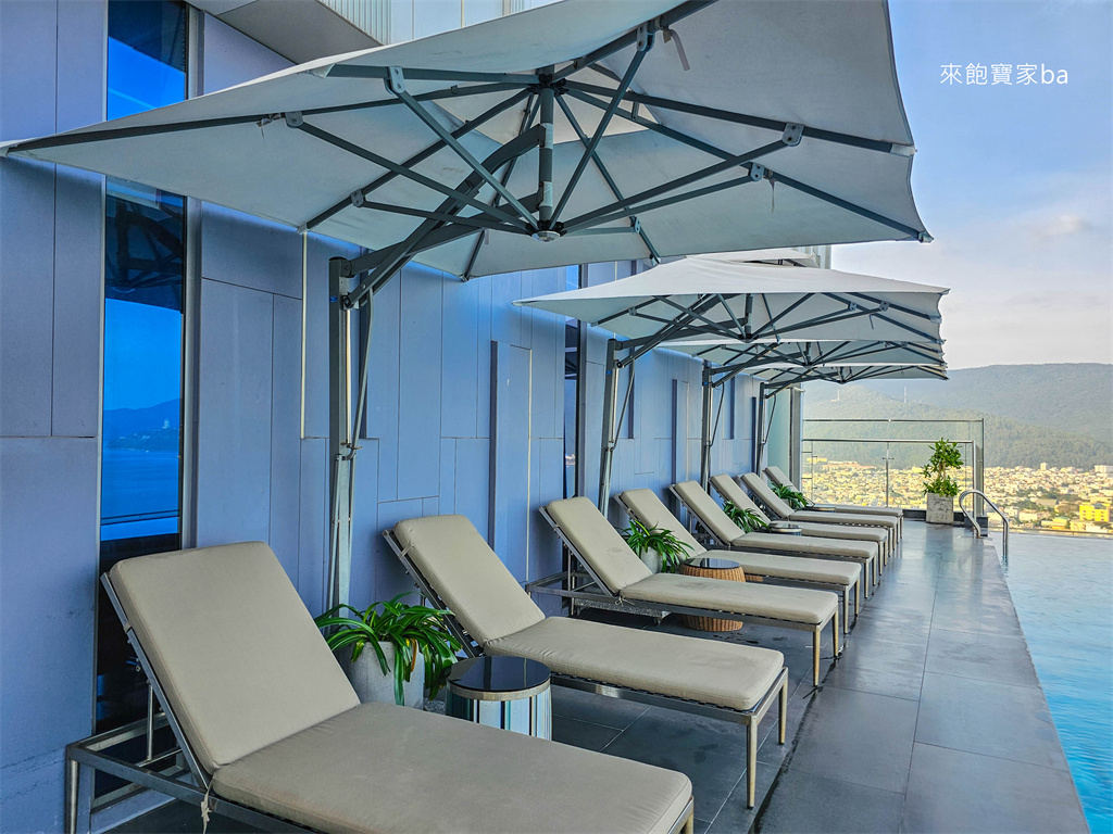 【峴港住宿推薦】Le Sands Oceanfront Danang Hotel｜峴港沙灘海濱飯店對面就是美溪海灘、頂樓附設絕美無邊際泳池 @來飽寶家ba