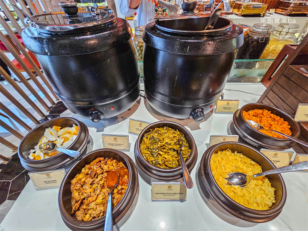 【峴港住宿推薦】Le Sands Oceanfront Danang Hotel｜峴港沙灘海濱飯店對面就是美溪海灘、頂樓附設絕美無邊際泳池 @來飽寶家ba