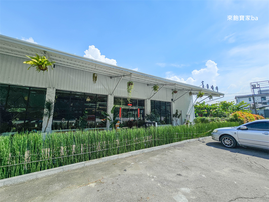 埔里美食【享日啡啡】南投水豚咖啡廳，用餐就能免費與水豚近距離互動 @來飽寶家ba