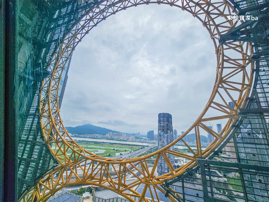 澳門景點｜新濠影匯必搭【影滙之星】，全世界最大最高的8字形摩天輪 @來飽寶家ba