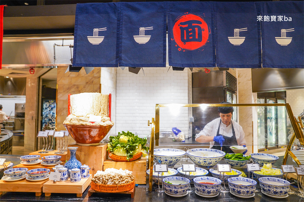 澳門美食【星滙餐廳】新濠影滙Spotlight自助餐，晚餐龍蝦鮑魚吃到飽 @來飽寶家ba