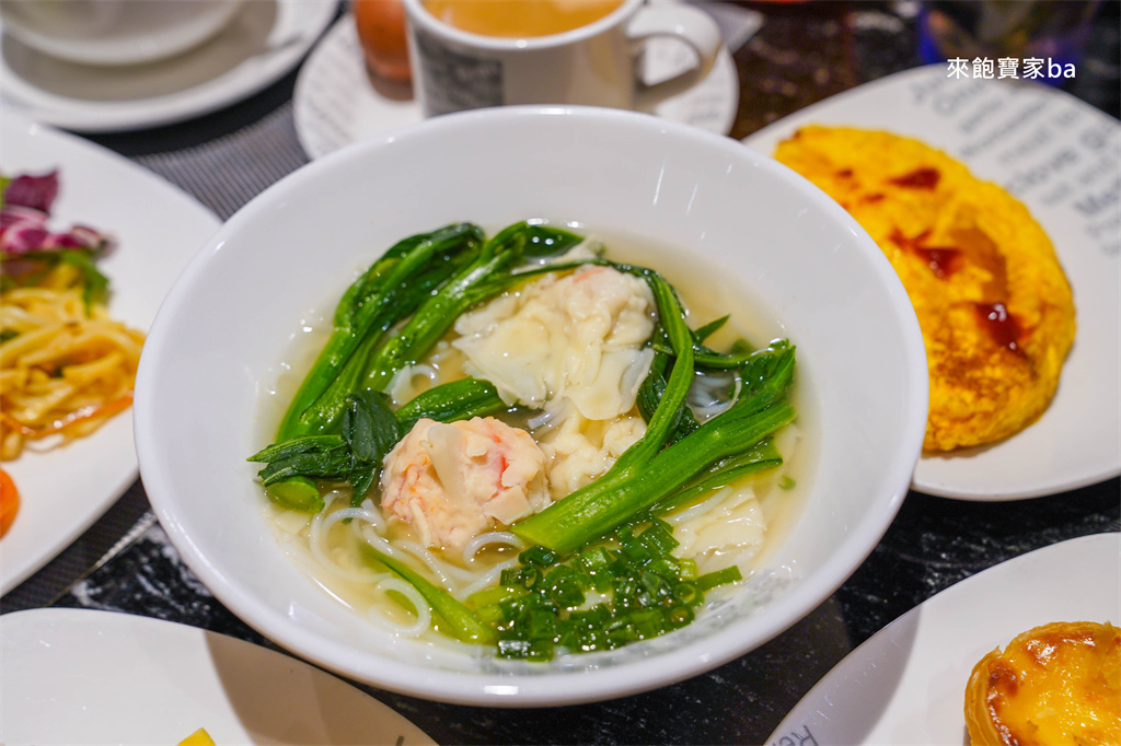 澳門美食【星滙餐廳】新濠影滙Spotlight自助餐，晚餐龍蝦鮑魚吃到飽 @來飽寶家ba
