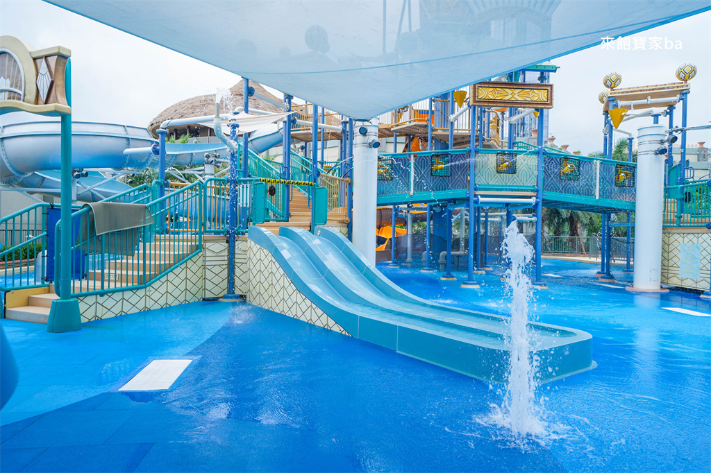 澳門親子景點【新濠影匯水上樂園】澳門最大水上樂園，室內室外水樂園一票玩到底！ @來飽寶家ba