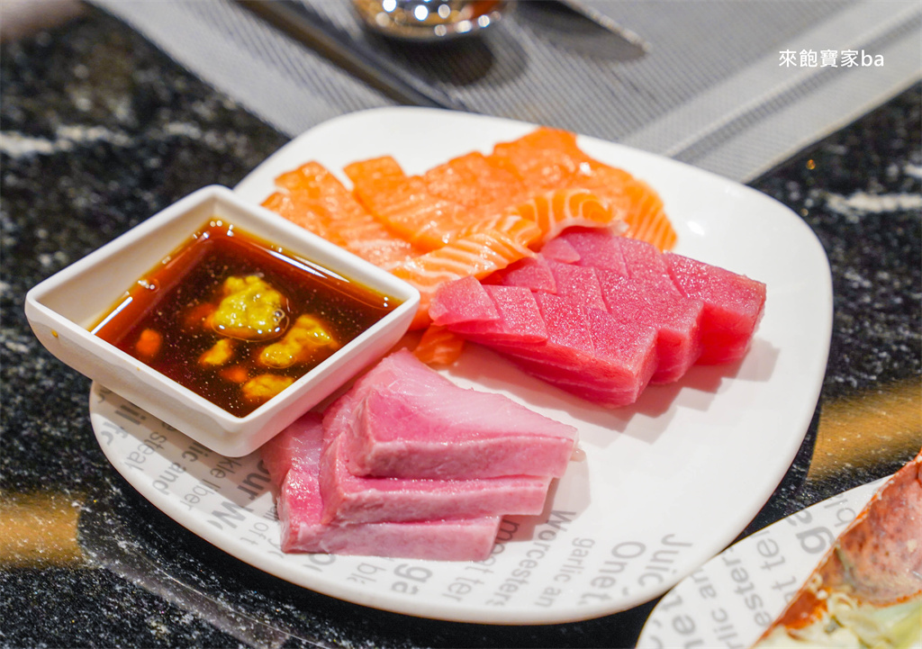 澳門美食【星滙餐廳】新濠影滙Spotlight自助餐，晚餐龍蝦鮑魚吃到飽 @來飽寶家ba