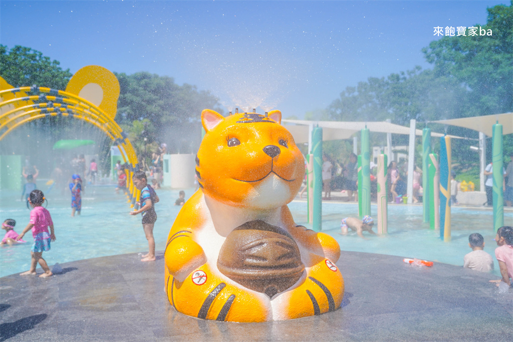 雲林戲水景點【虎尾632高地公園】水陸親子公園~632叢林水樂園、10米高虎爺遊戲場、滑步車場地 @來飽寶家ba