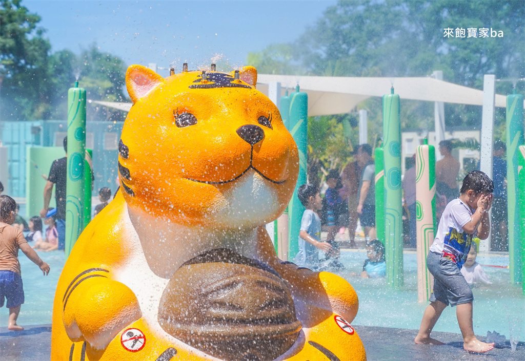 雲林戲水景點【虎尾632高地公園】水陸親子公園~632叢林水樂園、10米高虎爺遊戲場、滑步車場地 @來飽寶家ba