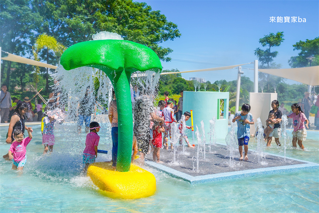 雲林戲水景點【虎尾632高地公園】水陸親子公園~632叢林水樂園、10米高虎爺遊戲場、滑步車場地 @來飽寶家ba