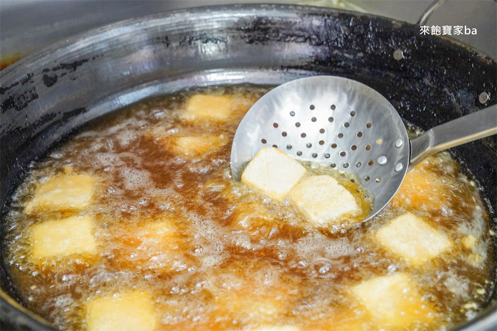 埔里美食【小醬臭豆腐古早麵 】臭豆腐創意料理、古早味小吃（餐點評價、菜單） @來飽寶家ba