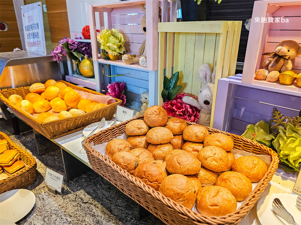苗栗飯店【尚順君樂飯店】玩頭份零煩惱，連通尚順育樂世界，一站滿足吃喝玩樂！ @來飽寶家ba