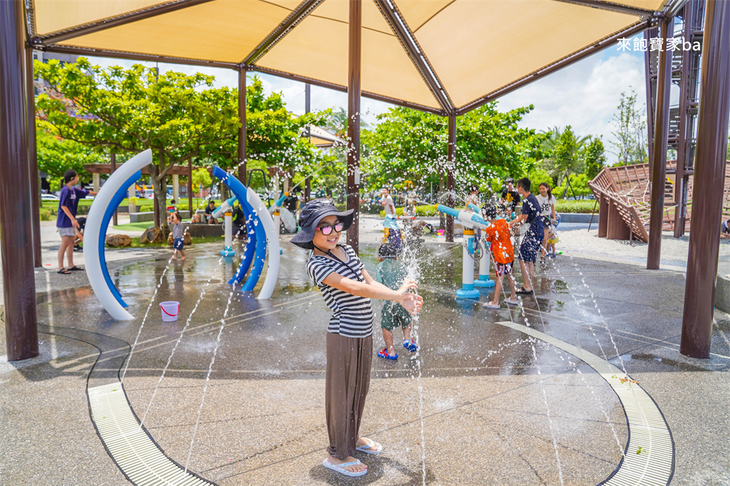 台中梧棲【梧棲漁寮公園】台中海線航海主題親水公園（設施、戲水開放時間） @來飽寶家ba