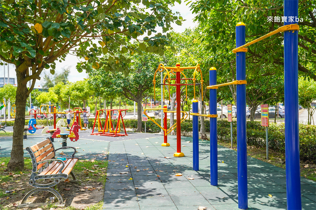 台中梧棲【梧棲漁寮公園】台中海線航海主題親水公園（設施、戲水開放時間） @來飽寶家ba