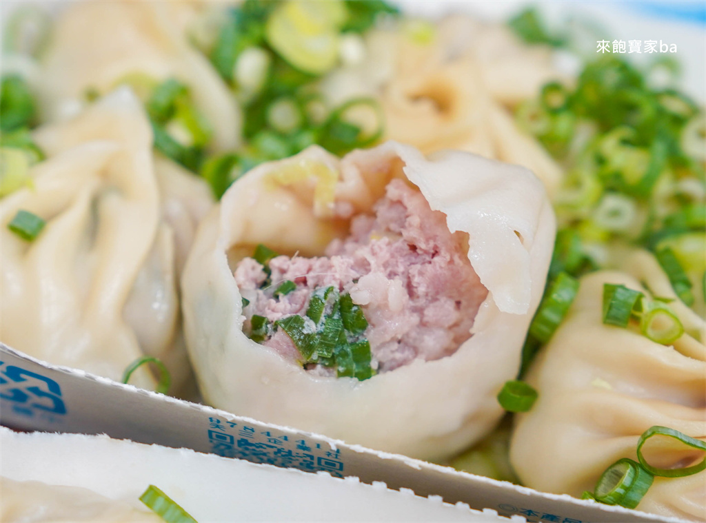 苗栗頭份美食【鮮肉湯包】超人氣手工現做排隊湯包，蔥控加蔥加到爆（地址、菜單） @來飽寶家ba