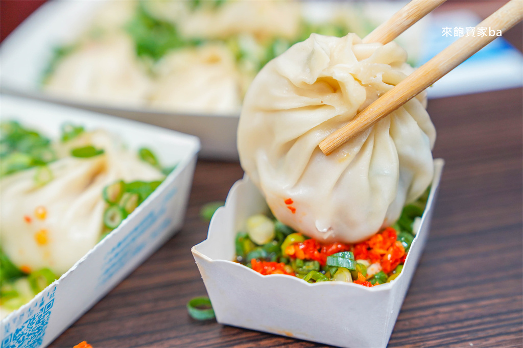 苗栗頭份美食【鮮肉湯包】超人氣手工現做排隊湯包，蔥控加蔥加到爆（地址、菜單） @來飽寶家ba