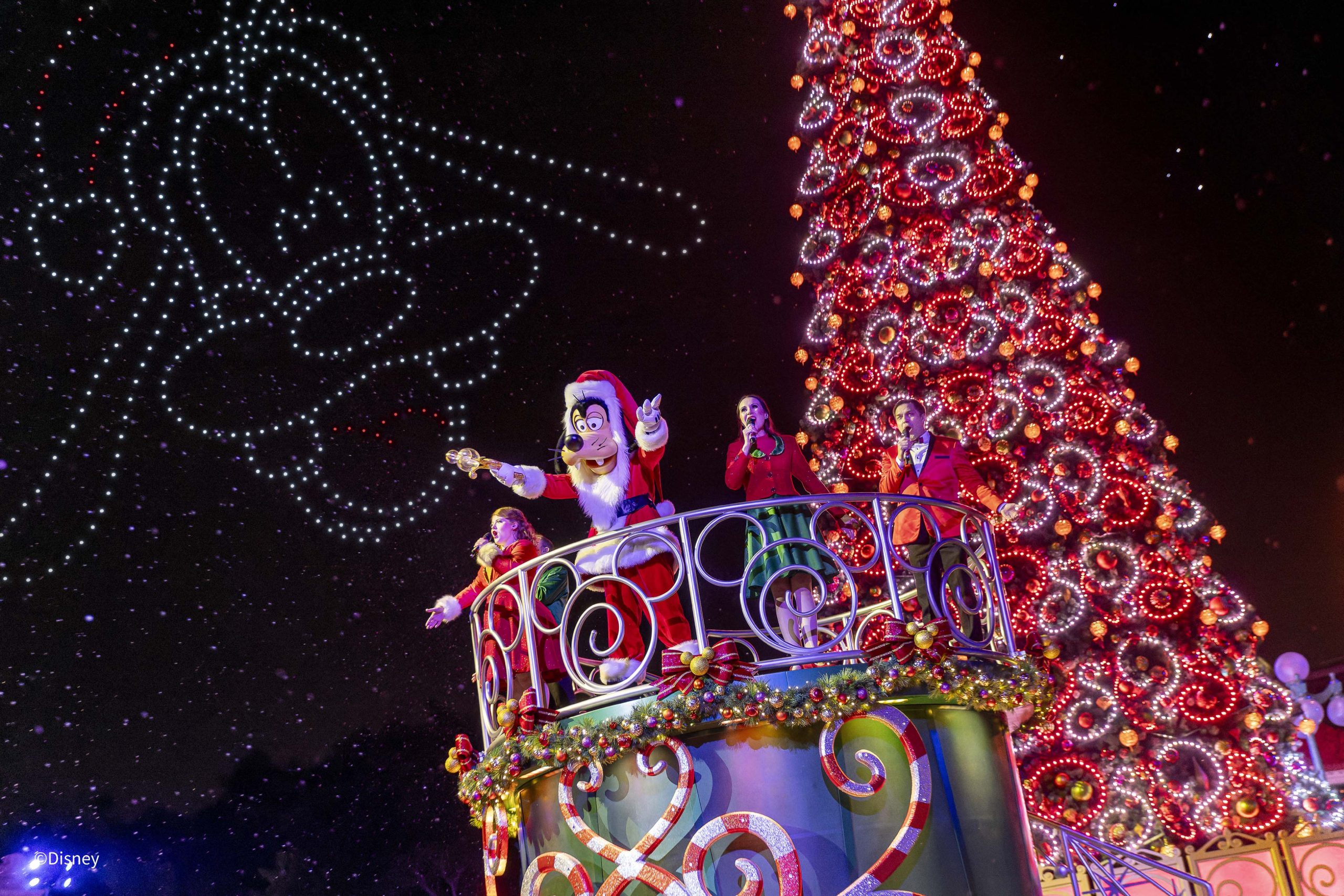 【2025香港迪士尼樂園】Hong Kong Disneyland門票、交通、20周年聖誕派對、必拍角度、必玩設施攻略！ @來飽寶家ba