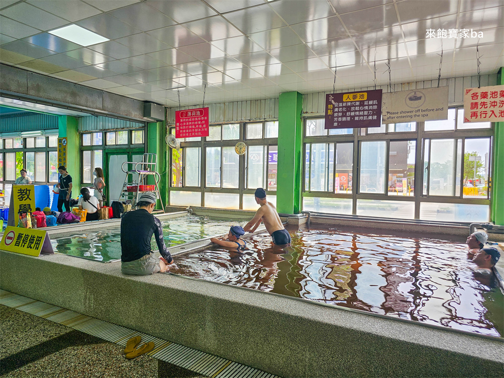 台中游泳池【富美游泳池】北屯滑水道泳池、兒童戲水池、SPA、藥池（設施開放時間、優惠票劵） @來飽寶家ba