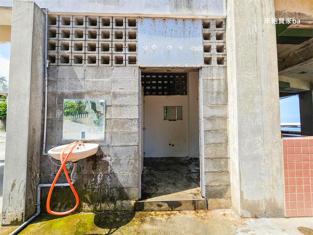 小琉球戲水景點【杉福漁港沙灘】熱門看海龜、新手友善浮潛聖地 @來飽寶家ba