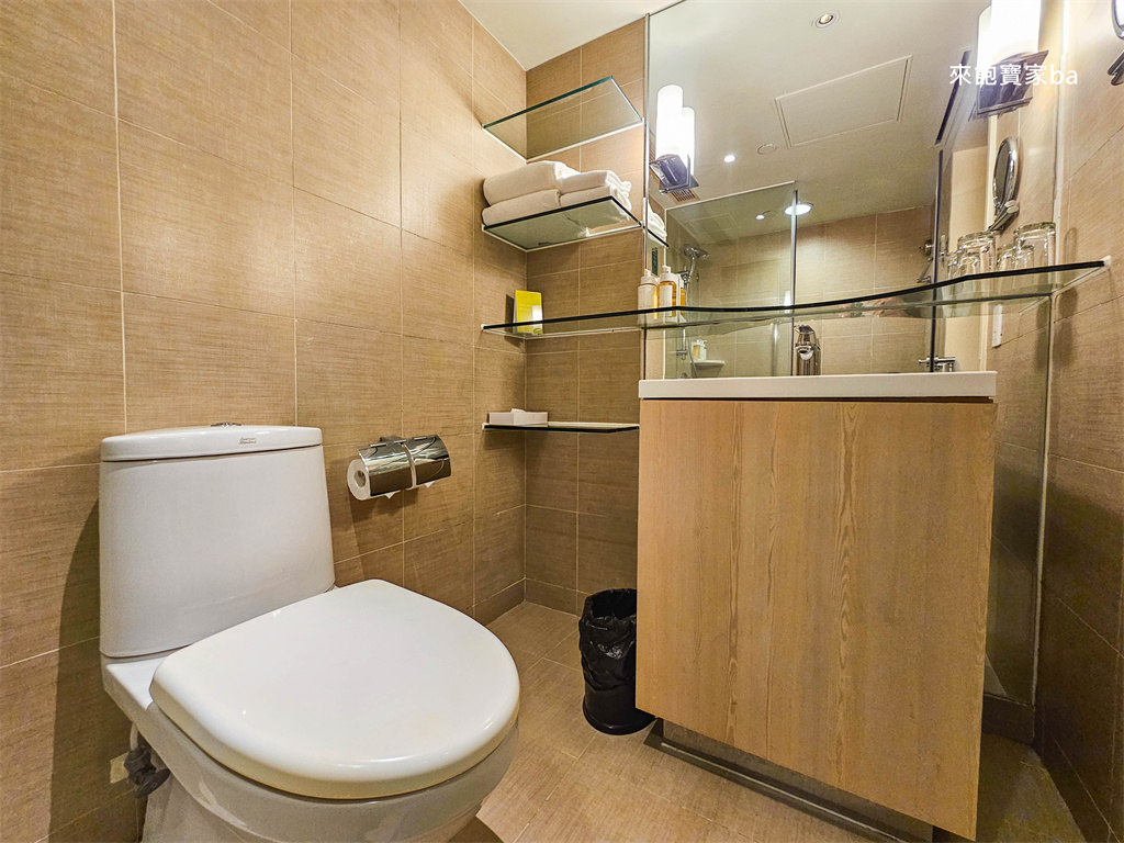 香港尖沙咀住宿推薦【香港金域假日酒店】Holiday Inn Golden Mile 離尖沙咀地鐵只要一分鐘 @來飽寶家ba