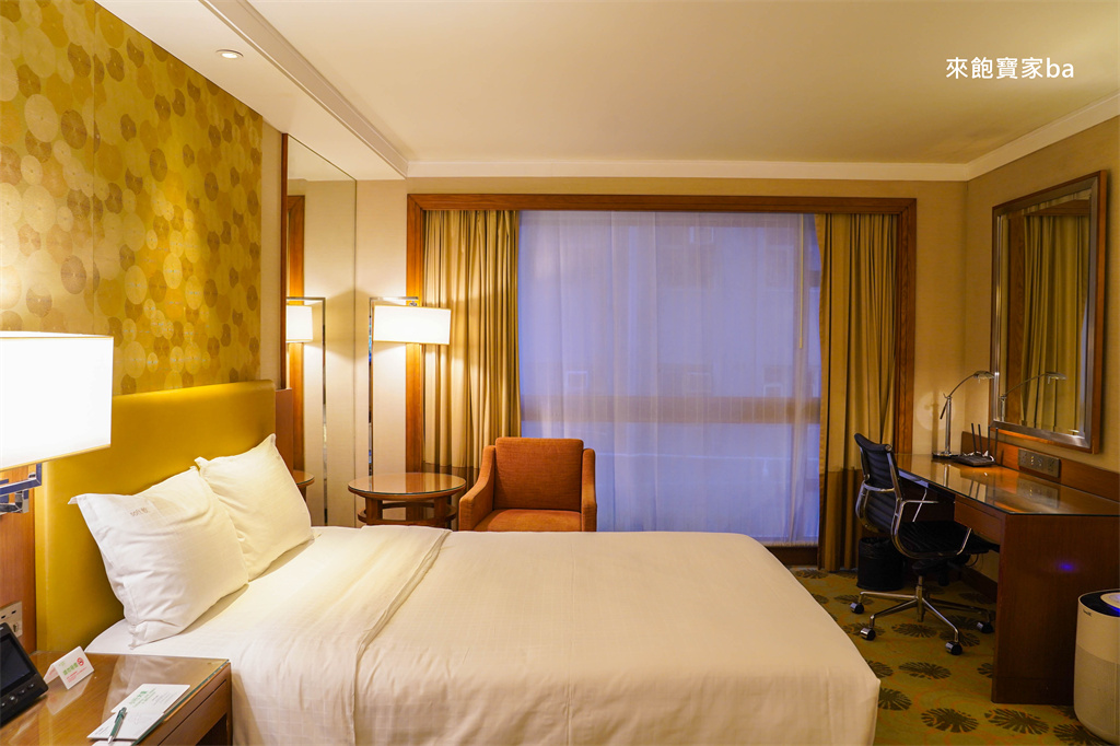 香港尖沙咀住宿推薦【香港金域假日酒店】Holiday Inn Golden Mile 離尖沙咀地鐵只要一分鐘 @來飽寶家ba