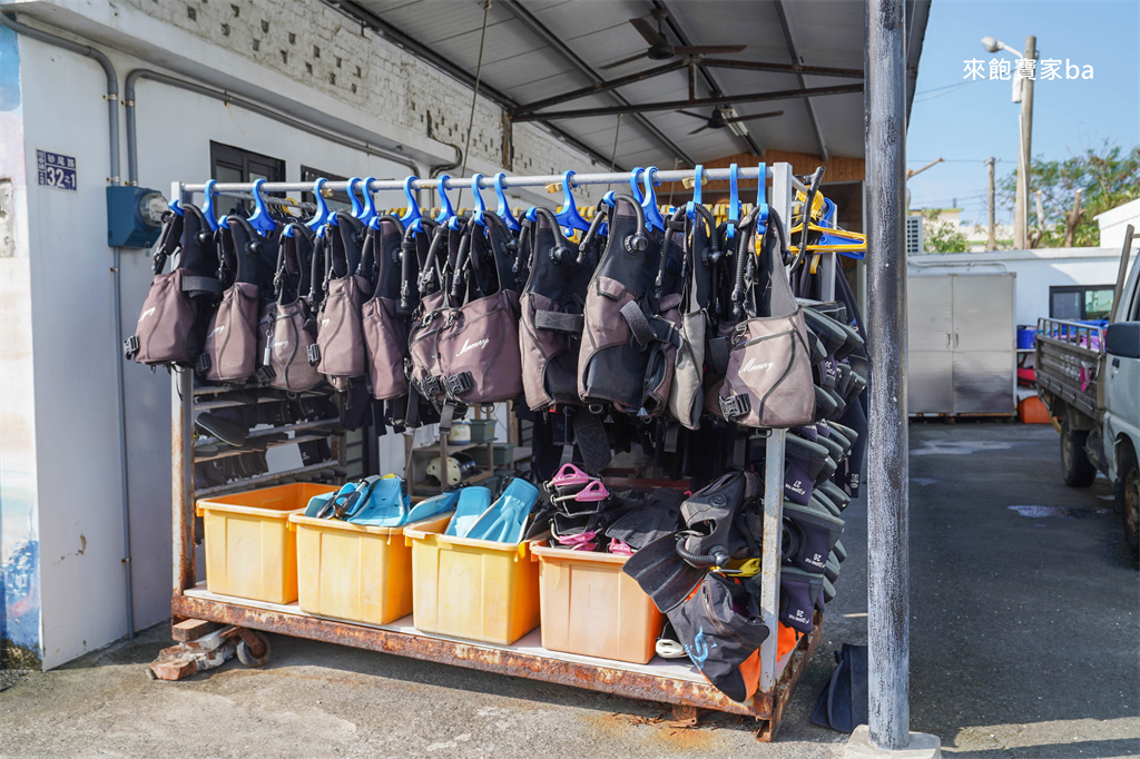 不會游泳也能浮潛嗎?墾丁萬里桐【心海潛水中心】讓小朋友、怕水族也能輕鬆擁抱大海! @來飽寶家ba 不會游泳也能浮潛嗎?墾丁萬里桐【心海潛水中心】讓小朋友、怕水族也能輕鬆擁抱大海! @來飽寶家ba