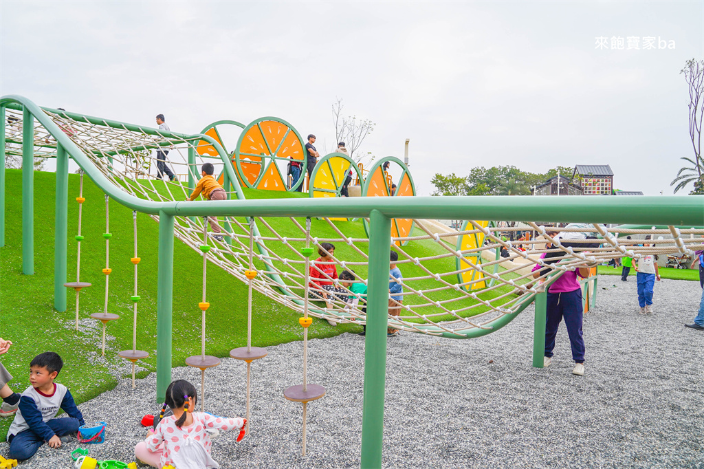屏東特色公園【九如巴轆公園】舊菸葉廠改建，融入在地檸檬特色，全齡共融遊戲場 @來飽寶家ba
