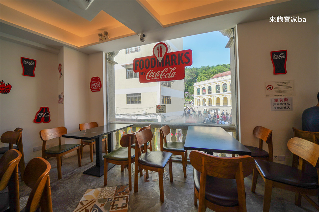 澳門必吃美食【大利來記豬扒包】大三巴美食~比臉大厚實豬排夾麵包，50年不敗經典口感！ @來飽寶家ba