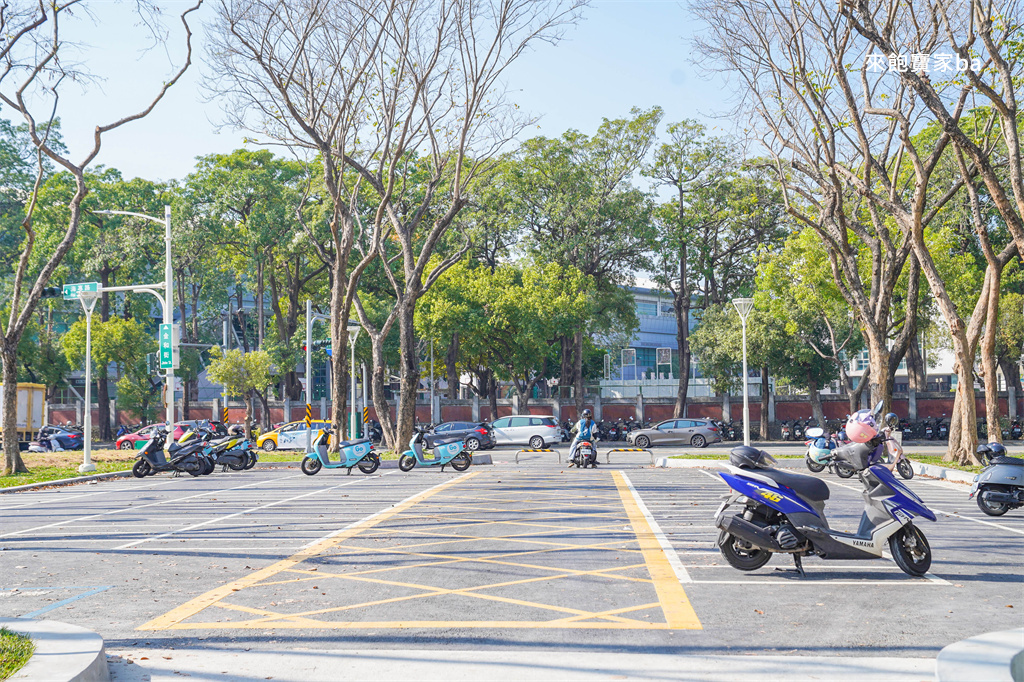 高雄特色公園推薦【後勁公園】楠梓最強森林熊秘密城堡遊戲場，9大遊戲區+30項設施 @來飽寶家ba