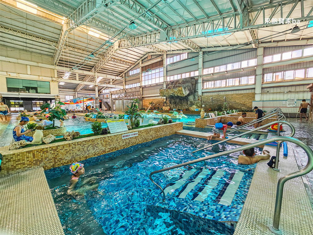 彰化員林游泳池【海洋森林游泳氧身館】全室內戲水空間~兒童戲水池、SPA按摩池評價與票價 @來飽寶家ba