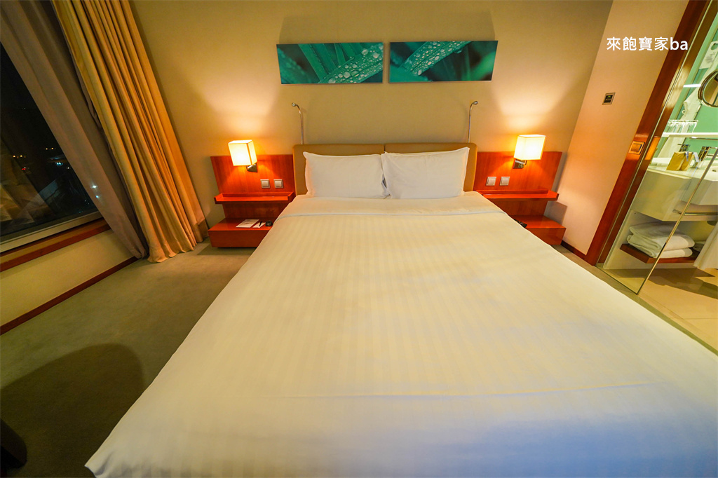 香港東涌住宿【香港諾富特東薈城酒店】連通東薈城名店倉，近機場、香港迪士尼、昂坪360纜車 @來飽寶家ba