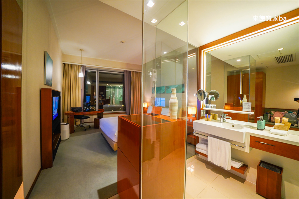 香港東涌住宿【香港諾富特東薈城酒店】連通東薈城名店倉，近機場、香港迪士尼、昂坪360纜車 @來飽寶家ba