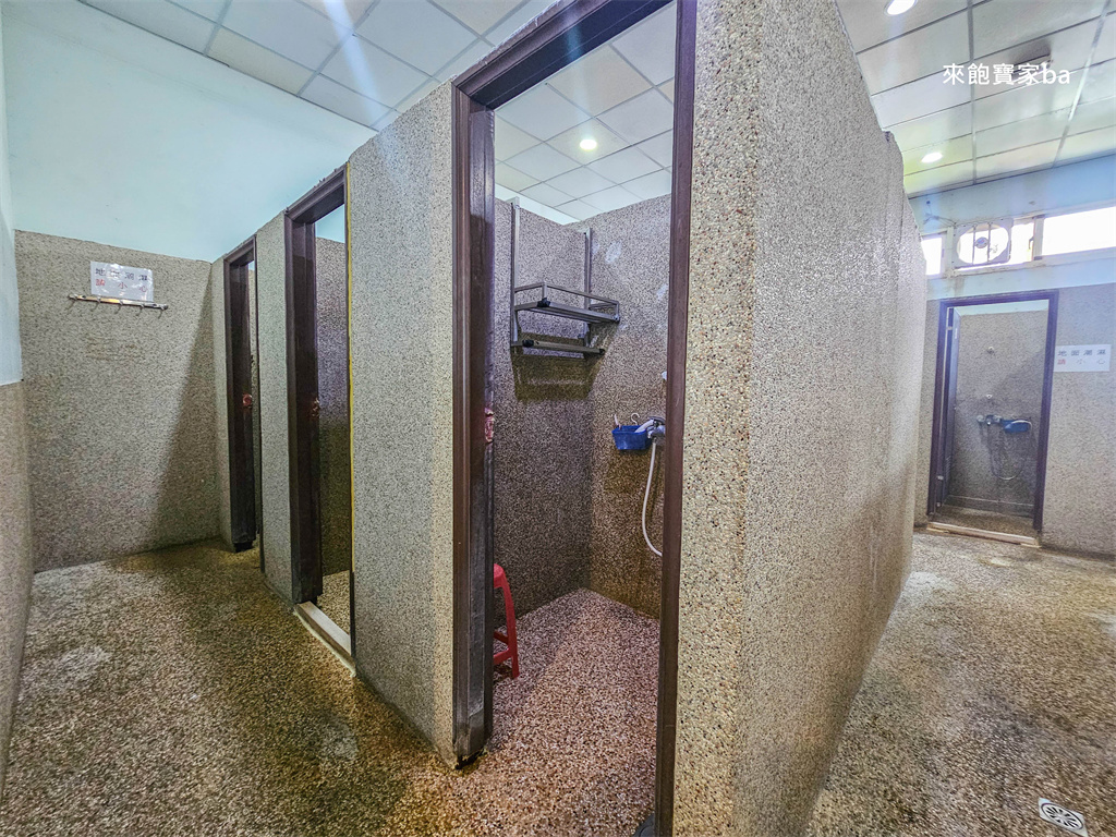 台中北屯游泳池【中興游泳池】全室內戲水空間~全家福、S型滑水道(評價與優惠票價) @來飽寶家ba 台中北屯游泳池【中興游泳池】全室內戲水空間~全家福、S型滑水道(評價與優惠票價) @來飽寶家ba