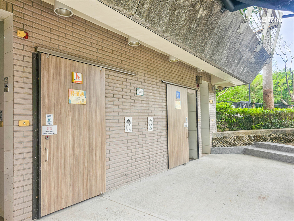 清水鰲峰山【谷溜遊戲場】全台最多「34道特色滑梯」、8米高大樹之塔 @來飽寶家ba