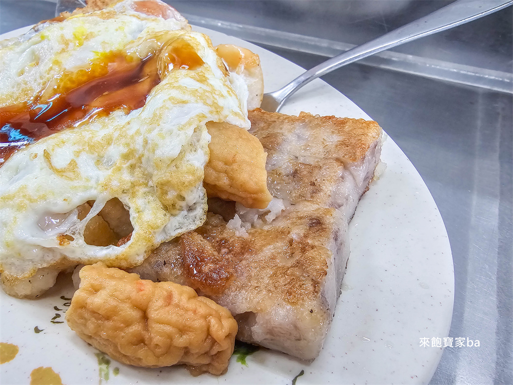 台中第二市場【王記菜頭粿糯米腸】必點招牌三樣，評價兩極的排隊美食 @來飽寶家ba