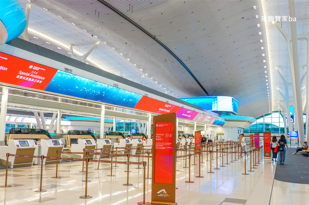 【香港機場第二航廈】T2 航空公司、餐廳櫃位、必買伴手禮一次看！ @來飽寶家ba