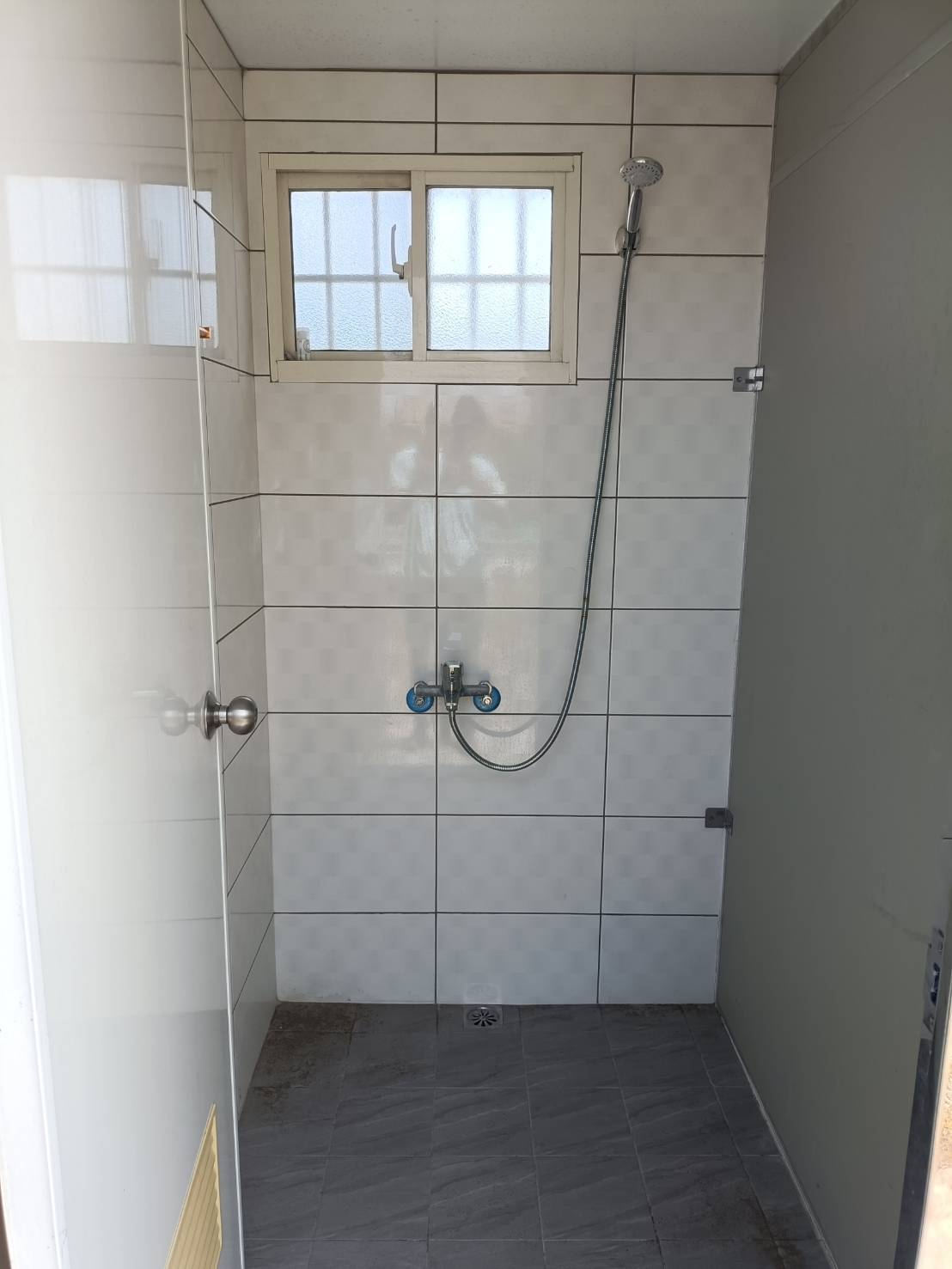 彰化玩水景點【樂採果溫室觀光農場】夏季限定戲水池，香腸DIY、 抓泥鰍等親子體驗 @來飽寶家ba