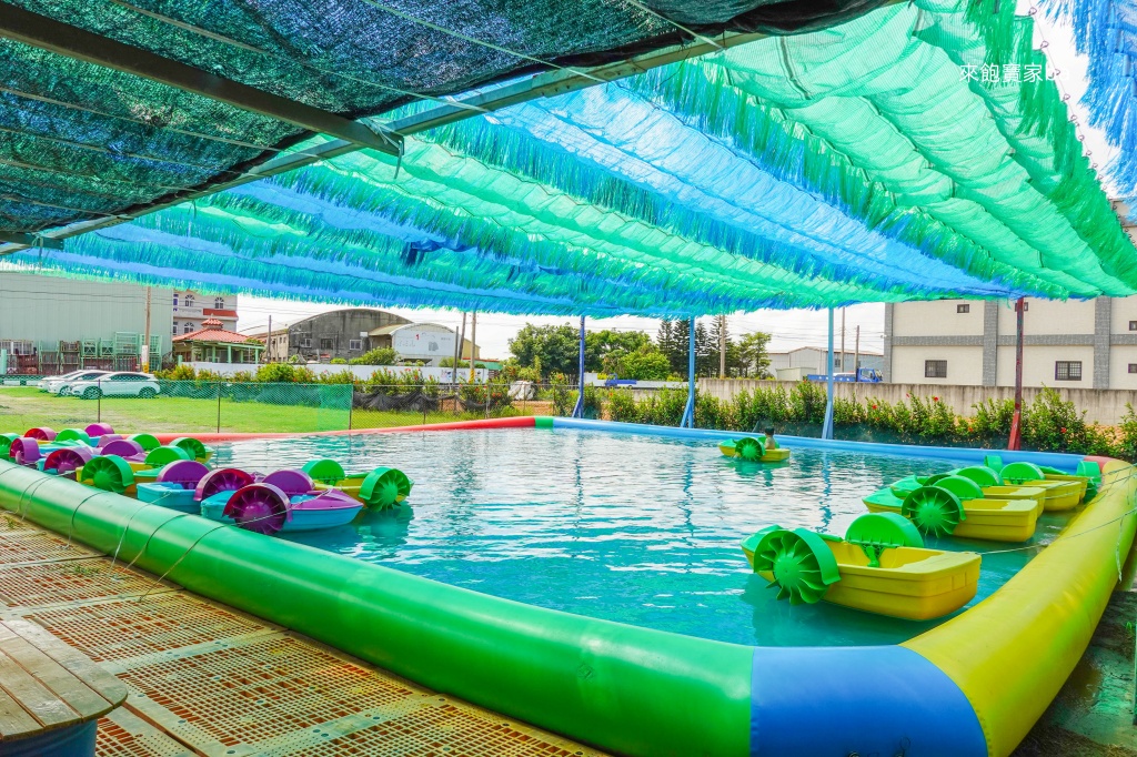 彰化玩水景點【樂採果溫室觀光農場】夏季限定戲水池，香腸DIY、 抓泥鰍等親子體驗 @來飽寶家ba