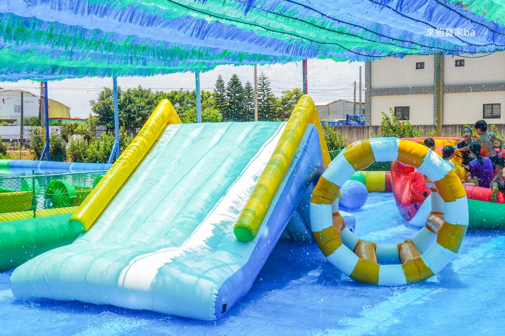 彰化玩水景點【樂採果溫室觀光農場】夏季限定戲水池，香腸DIY、 抓泥鰍等親子體驗 @來飽寶家ba