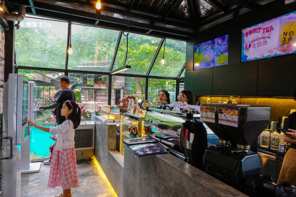 清邁景點【No.39 Cafe】森林系池畔咖啡館,鄰近清邁藝術村Baan Kang Wat、悟孟寺 @來飽寶家ba 清邁景點【No.39 Cafe】森林系池畔咖啡館,鄰近清邁藝術村Baan Kang Wat、悟孟寺 @來飽寶家ba